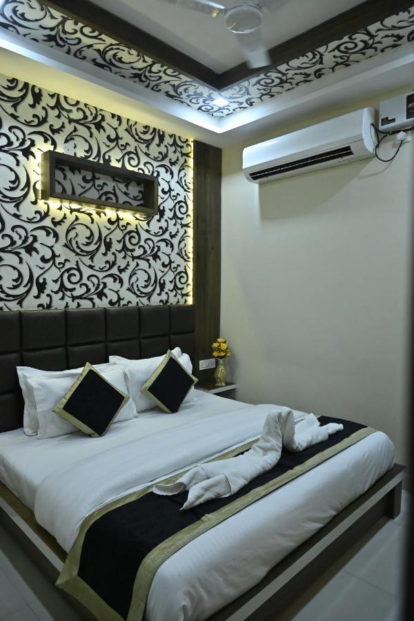 Guntas Residency Hotel Amritsar Eksteriør billede
