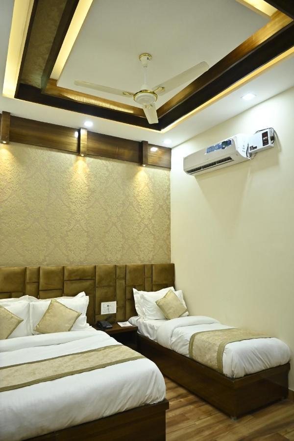 Guntas Residency Hotel Amritsar Eksteriør billede